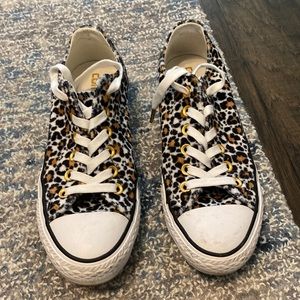 Size 6.5 leopard print converse